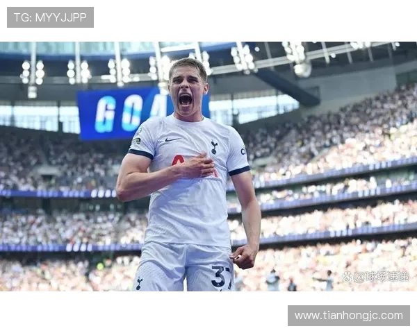 弗兰克盛赞范德芬展望未来俱乐部前景光明令人期待